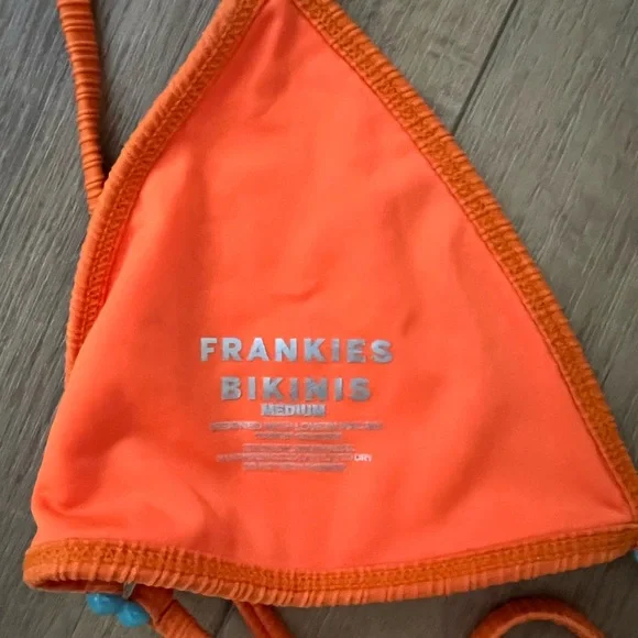 Frankie's Bikinis ivy plisse papaya bikini top size medium - Picture 3 of 3